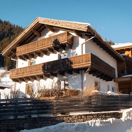 Apartments Sarlo Sankt Anton am Arlberg Buitenkant foto