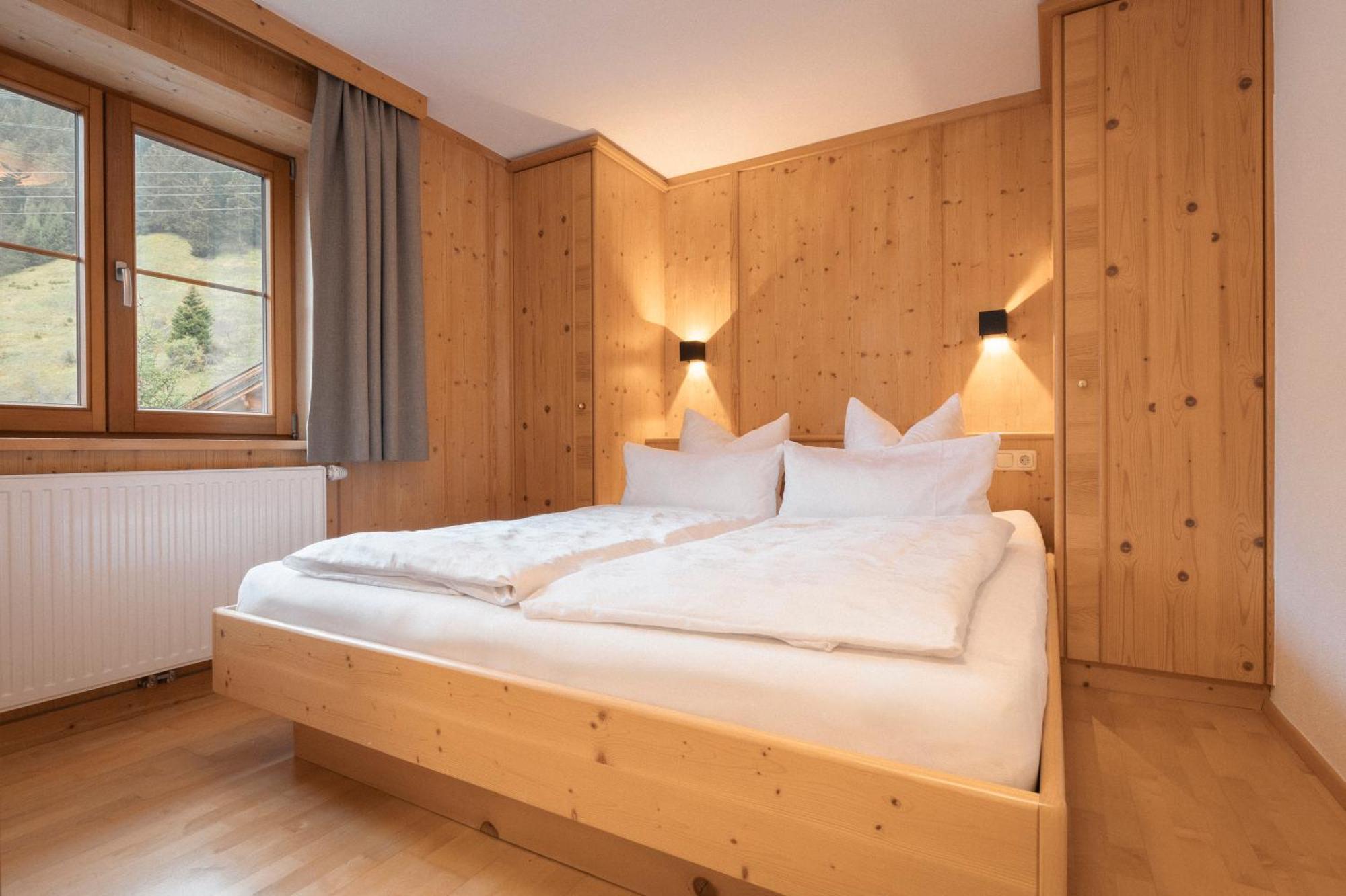 Apartments Sarlo Sankt Anton am Arlberg Buitenkant foto