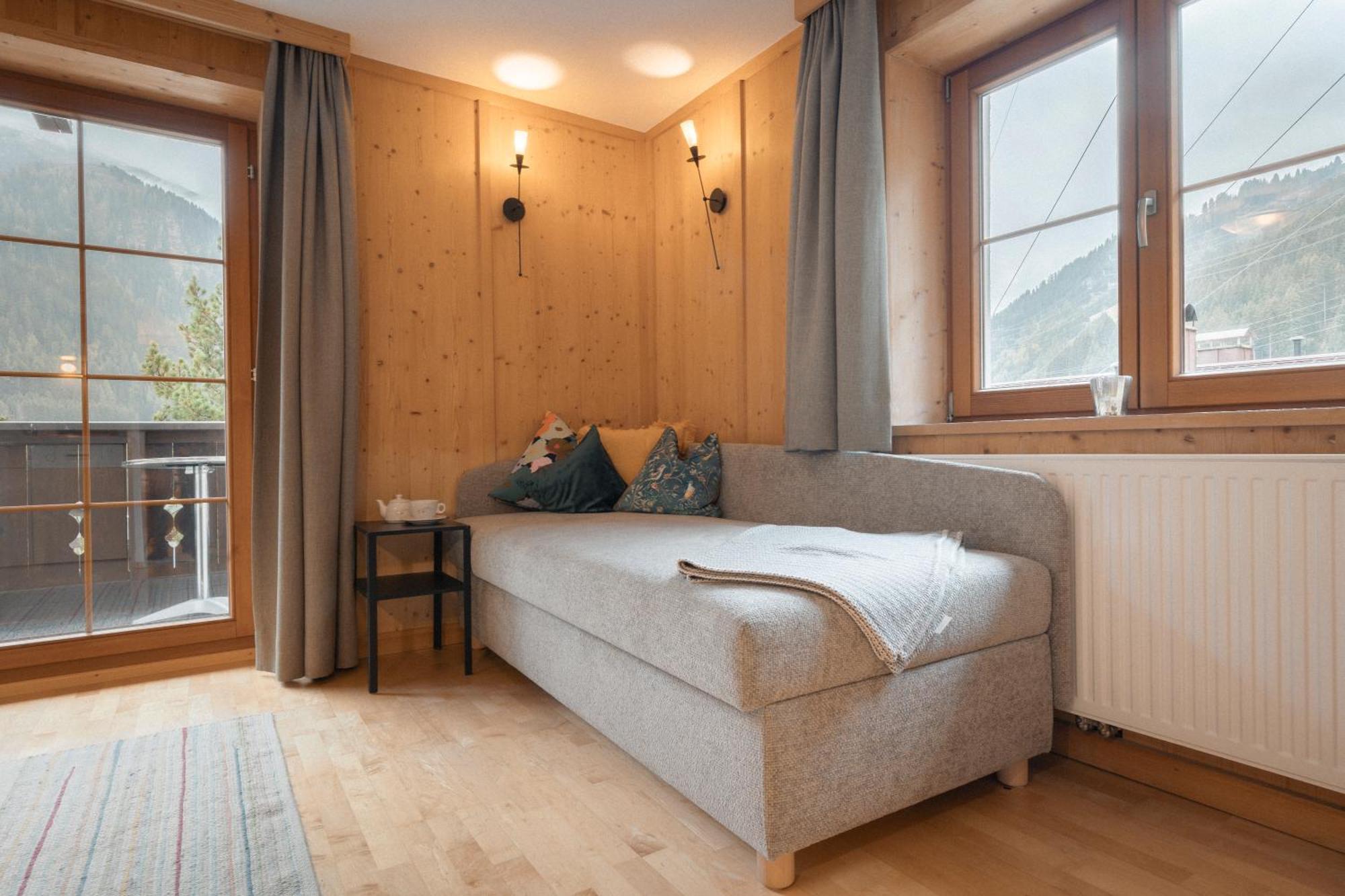 Apartments Sarlo Sankt Anton am Arlberg Buitenkant foto