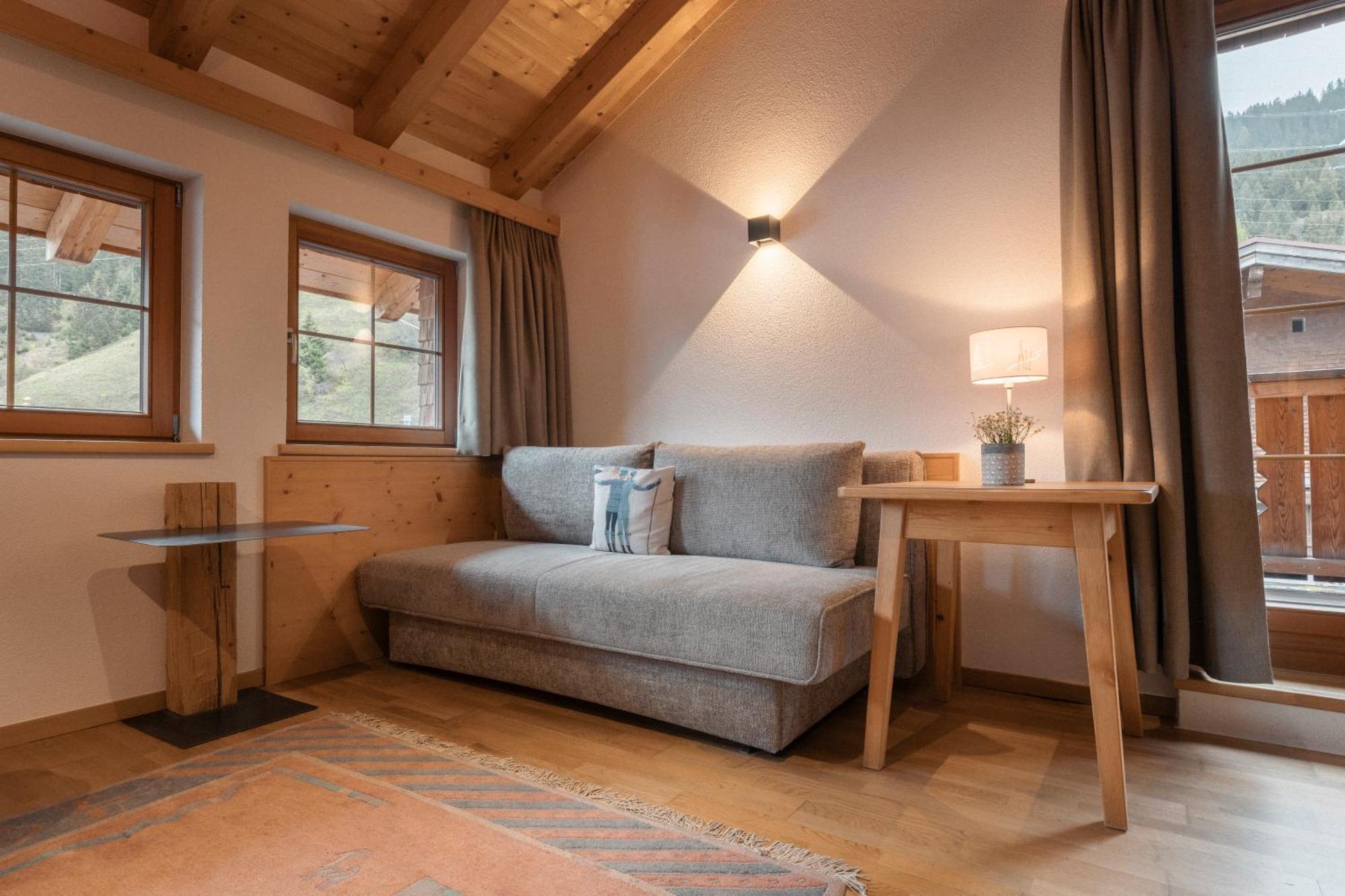 Apartments Sarlo Sankt Anton am Arlberg Buitenkant foto